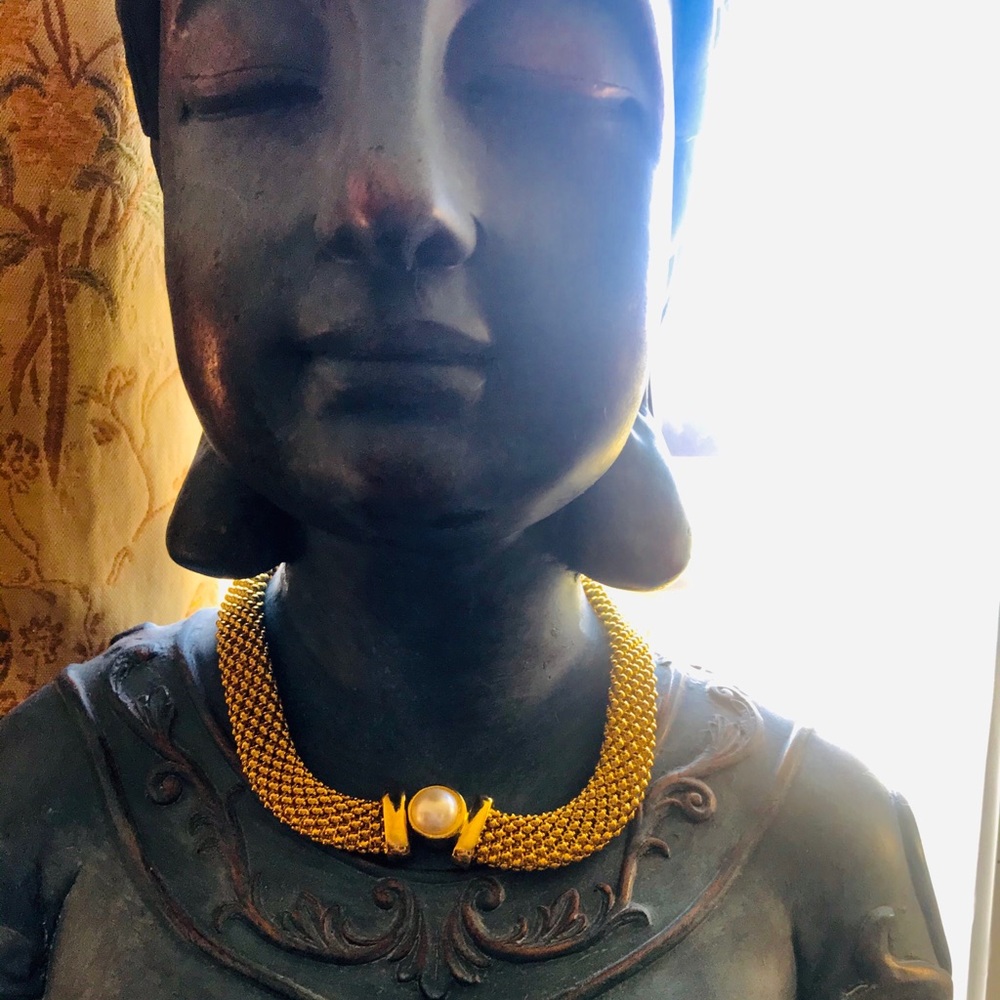 Avayana  chokers